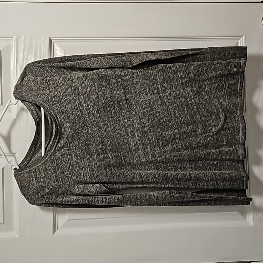 AE long sleeve tshirt